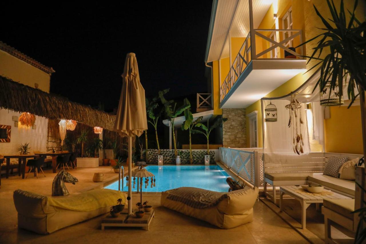 Adacan Butik Otel İzmir Luaran gambar